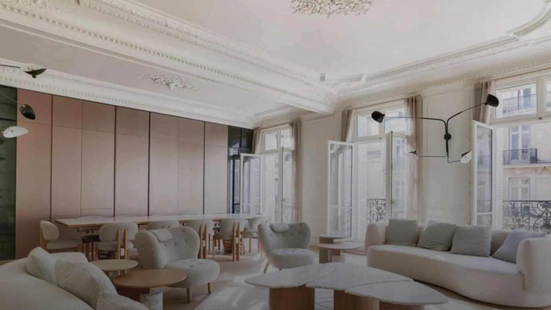 Apartment Rue De La Sourdiere In *